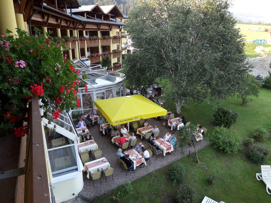 Alpenhof Brixen Hotel Brixen im Thale Esterno foto